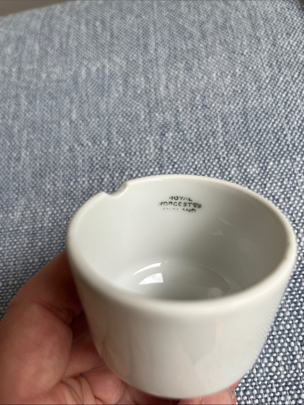 Pie Bird Vintage Porcelain Vent Funnel Crust England 2 piece Blackbird - Picture 5 of 12